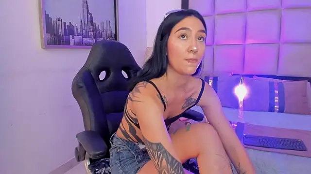 MeganPresleyy live XXX chat