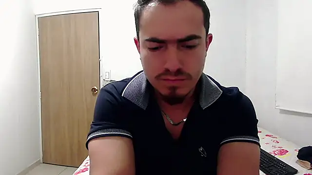 TouchDaddy4 Live XXX-chat