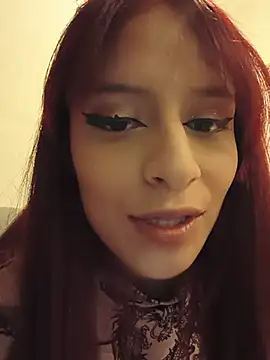 RedMeloddy's Live XXX Chat