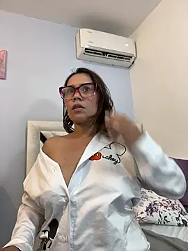 SophiaQueens Chat XXX in diretta