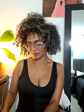 Chat +18 de BiiancaEstradaa ao vivo
