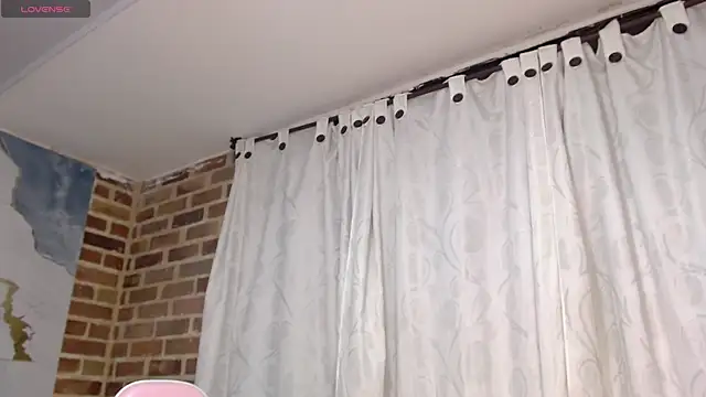 ailyngg 라이브 XXX 채팅