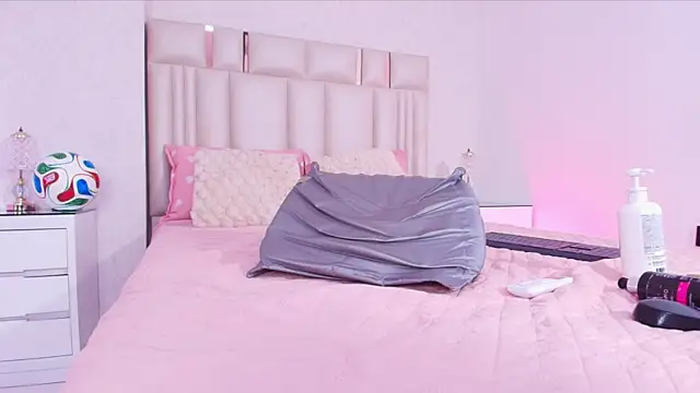 Chat +18 de alanarose18 ao vivo