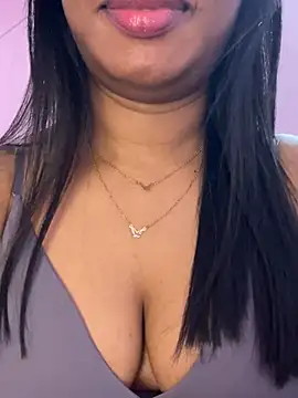 Онлайн чат XXX Tamil_Maaya