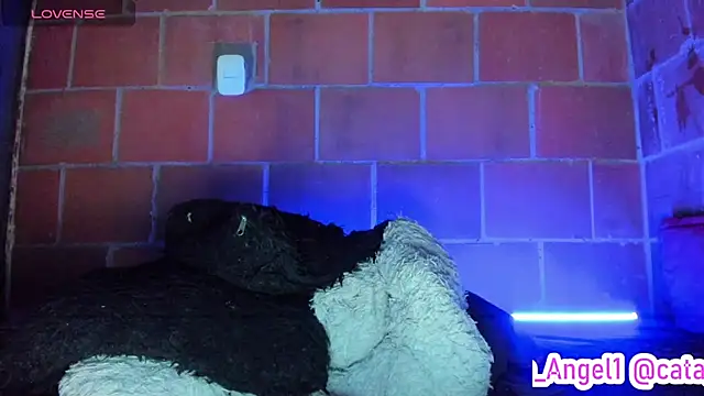 Cata-angel Chat XXX in diretta