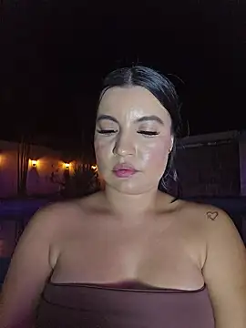 XXX chat uživo modela Pretty_Julieta