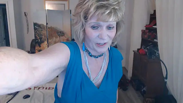 SindeeDix Chat XXX live