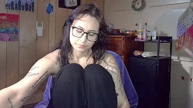 Онлайн чат XXX B4BYJINX