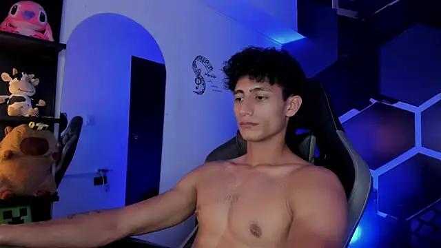 MaxiimoRomano_n Live XXX chat