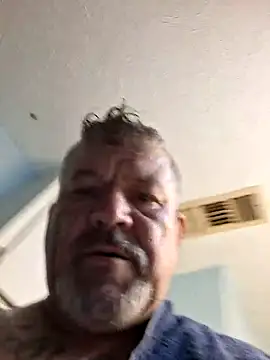 bigdoog8 Chat XXX live