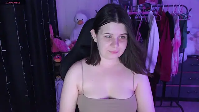 AmyVibess' Live XXX Chat