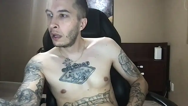 JuicyJoshy Adlı Modelin Canlı XXX Sohbeti