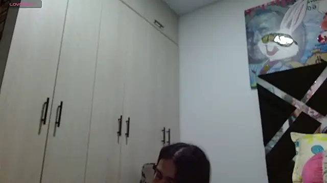 Chat XXX ao vivo de SarithaBunny