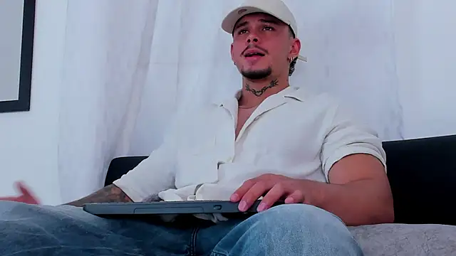 Show de NoahhBrown na webcam