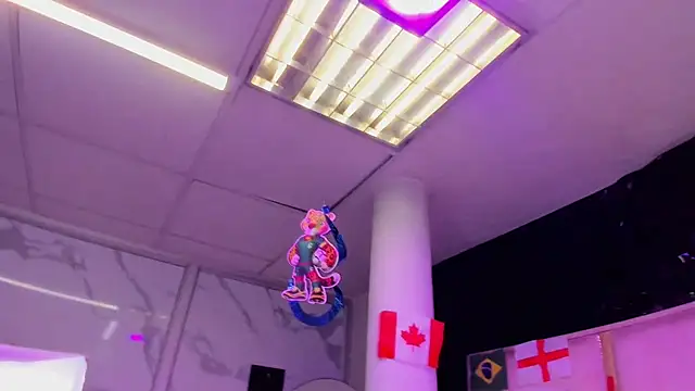 Allisonts69のライブXXXチャット