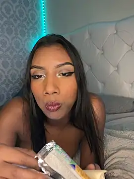 Chat XXX ao vivo de Naomisalles