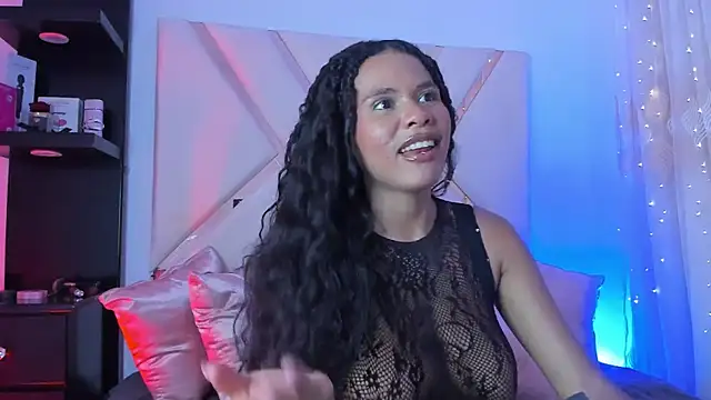 Chat +18 de Jade_Thonson1 ao vivo