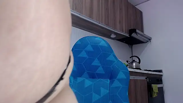 Chat +18 de KellyShibary ao vivo