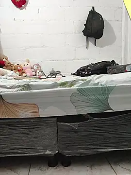 Zeyllyjhonson live XXX chat