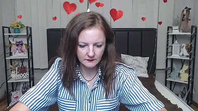 Živý XXX chat MeganPirs