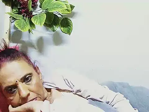 Hot_queen58 现场XXX聊天