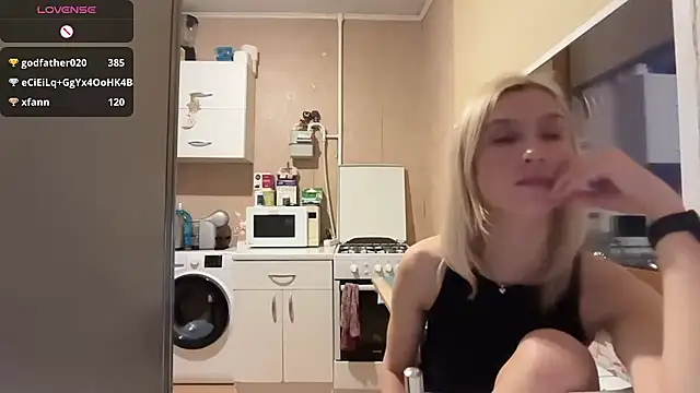 XXX chat uživo modela AngelJeni