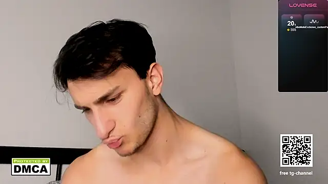 19_david_19 Adlı Modelin Canlı XXX Sohbeti