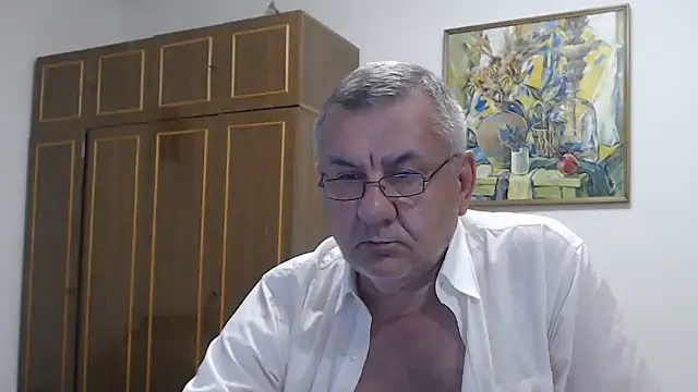 Онлайн чат XXX machomale3