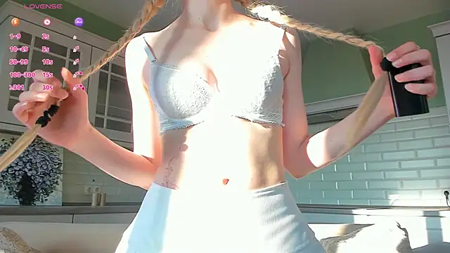 UWU_flower – Live XXX-chat