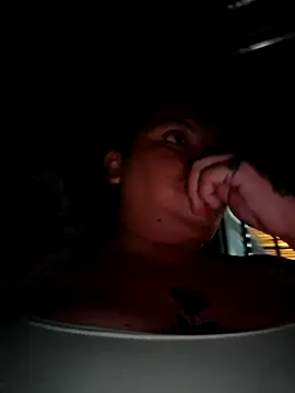 XXX chat uživo modela Juli_Powl