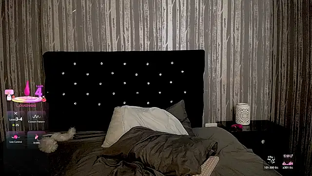 Alicee_Moonn Шоу с уебкамера