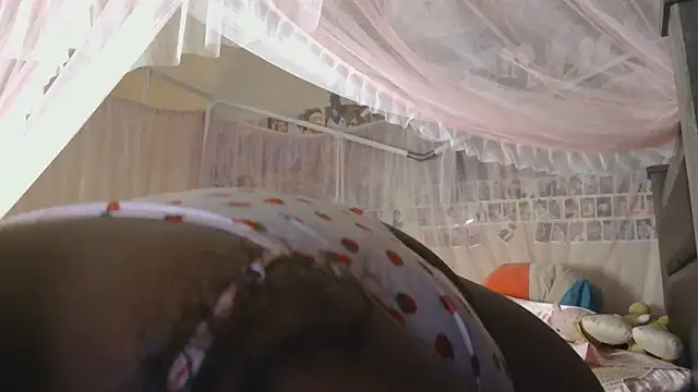 Živý XXX chat princesssukii
