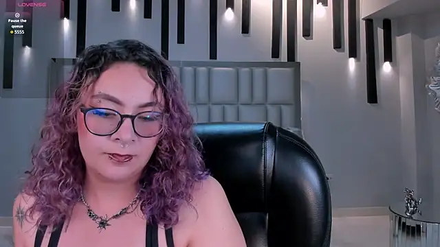 Czat XXX na żywo – LoiseHarper