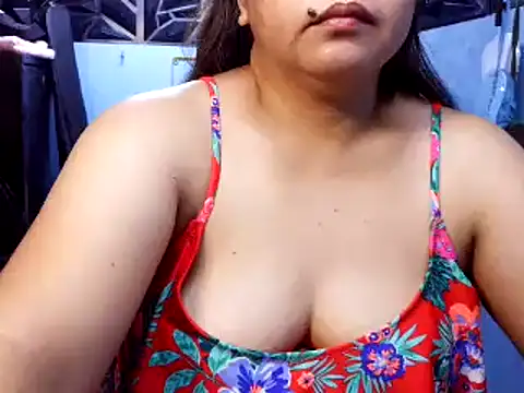 ambersmile Adlı Modelin Canlı XXX Sohbeti