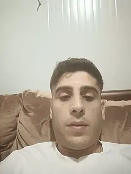 arenn1997 Adlı Modelin Canlı XXX Sohbeti