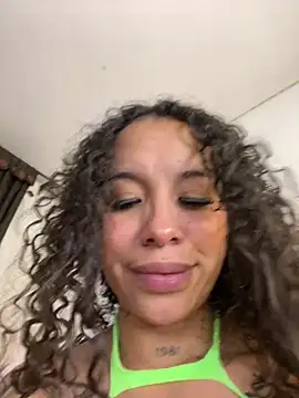 MarieLeonのライブXXXチャット