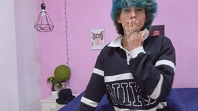 Jules_zzz Chat XXX in diretta