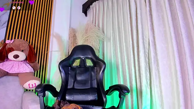 alejagarcia_ Chat XXX in diretta