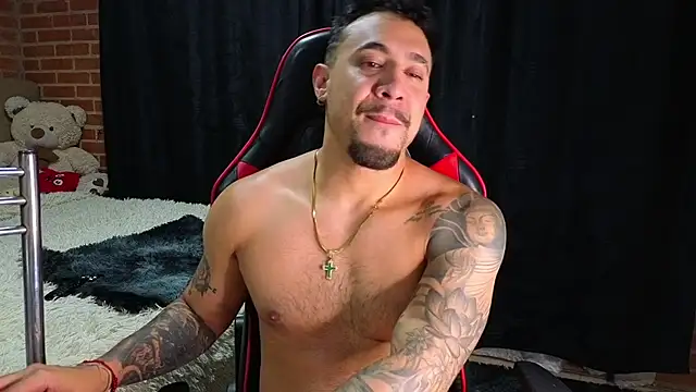 Massimo_777 XXX чат на живо