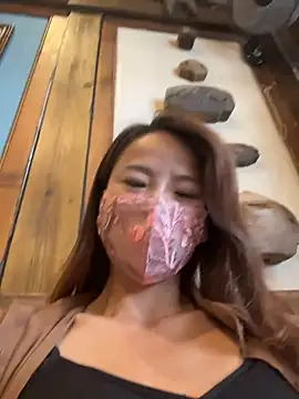 kiss_loo Adlı Modelin Canlı XXX Sohbeti