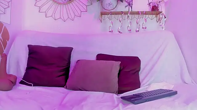 دردشة EmmaDuque الجنسية المباشرة