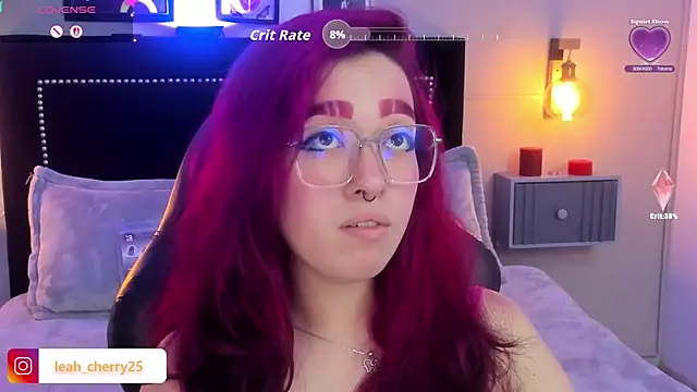 Chat +18 de Leah_cherry ao vivo