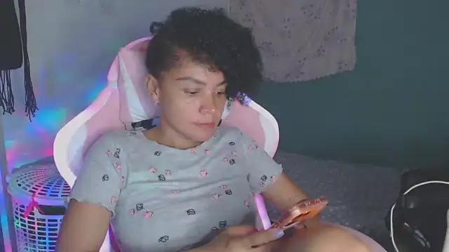 shayna_cute live XXX chat
