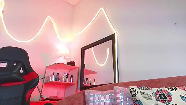 Chat +18 de Megaan_Greey ao vivo