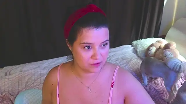 Chat +18 de Malika_uAngel ao vivo