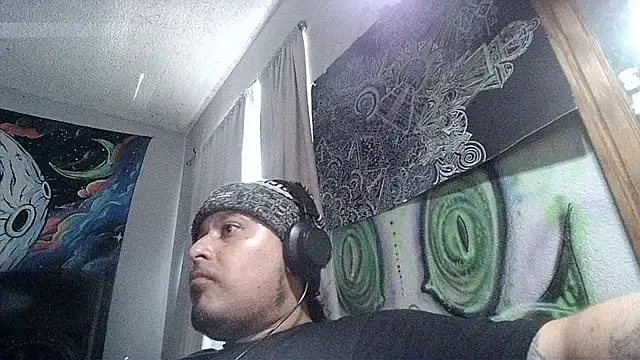 licknitright6 Show in webcam