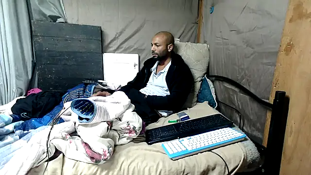 Chat +18 de Camodick ao vivo