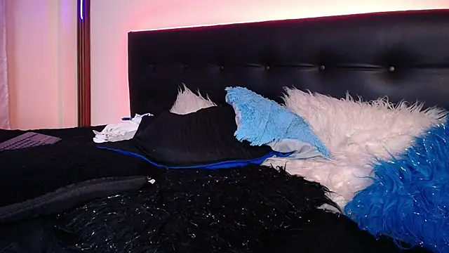 SeleneMoreのライブXXXチャット