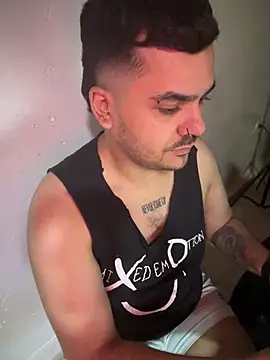Chat XXX ao vivo de LatinBearX