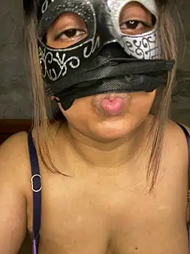 LioraWance – Live XXX-chat